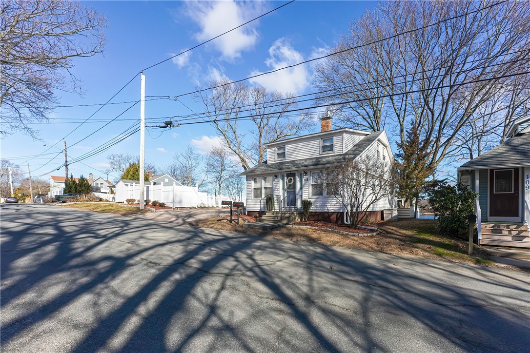 113 Arnolds Neck Drive