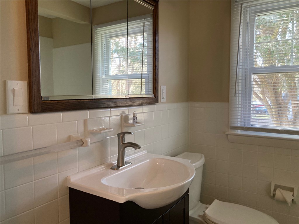 197 Shore Acres Avenue