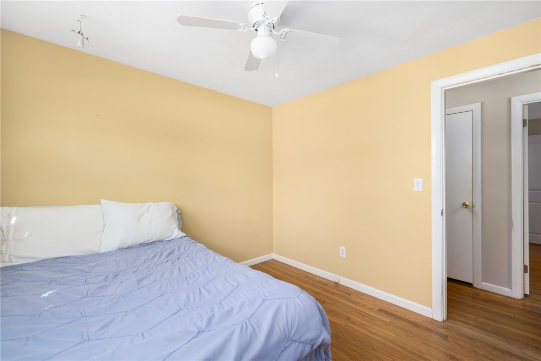 10 Longmeadow Avenue