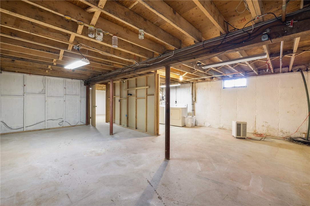 10 Longmeadow Avenue