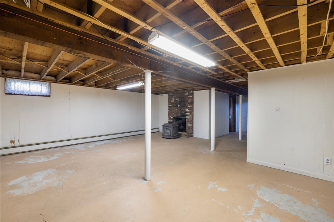 10 Longmeadow Avenue