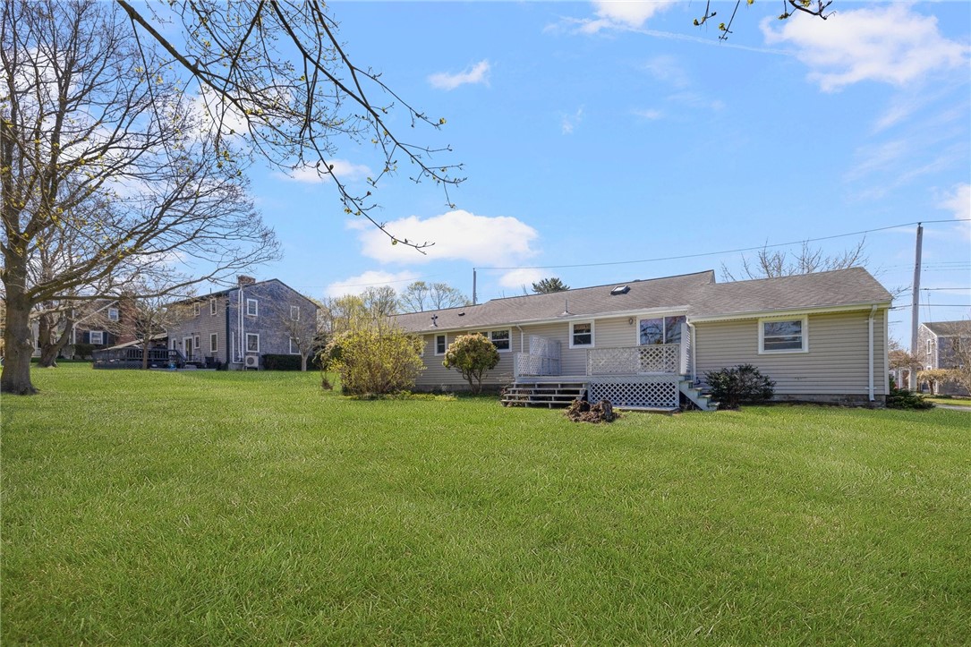 10 Longmeadow Avenue