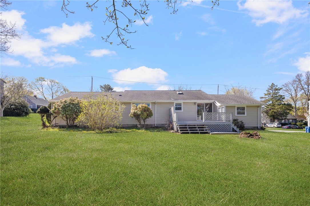 10 Longmeadow Avenue