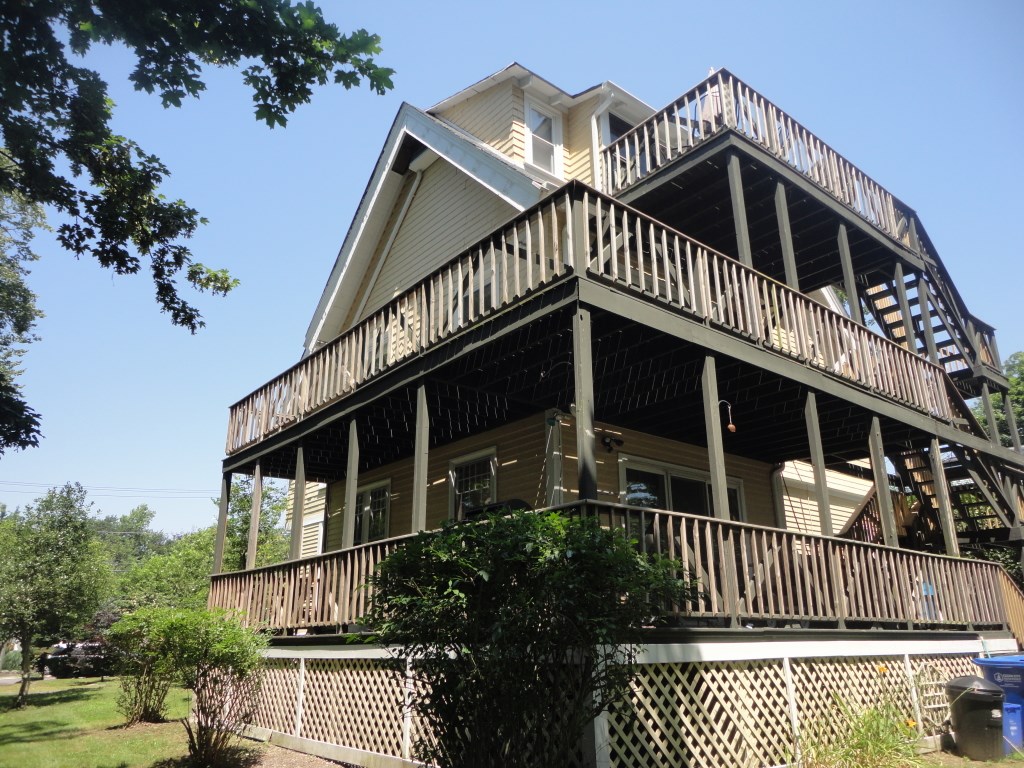 49 Merton Road 1