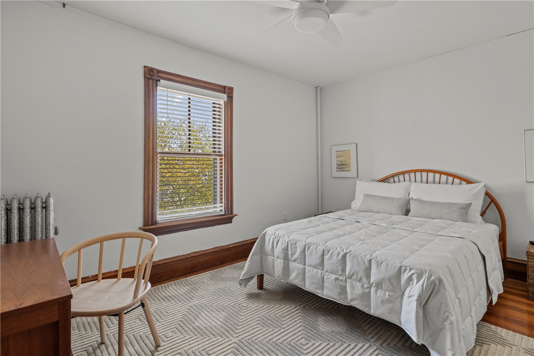 14 Greenough Place B