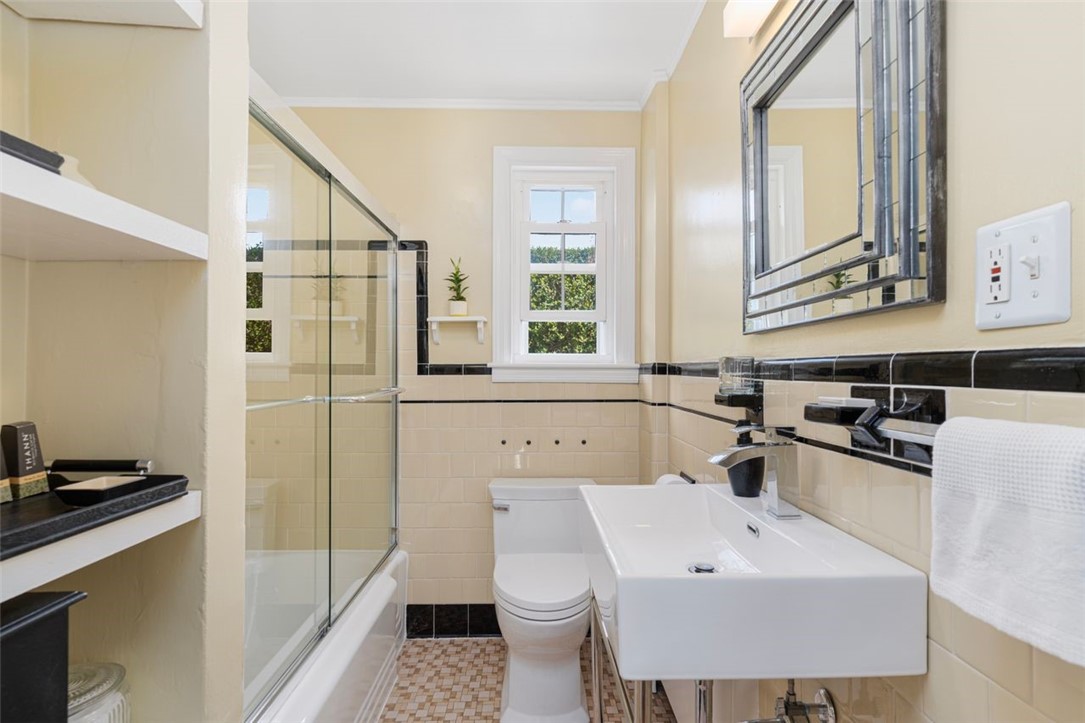 63 Admiral Kalbfus Road