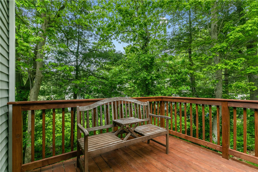 7 Robin Drive