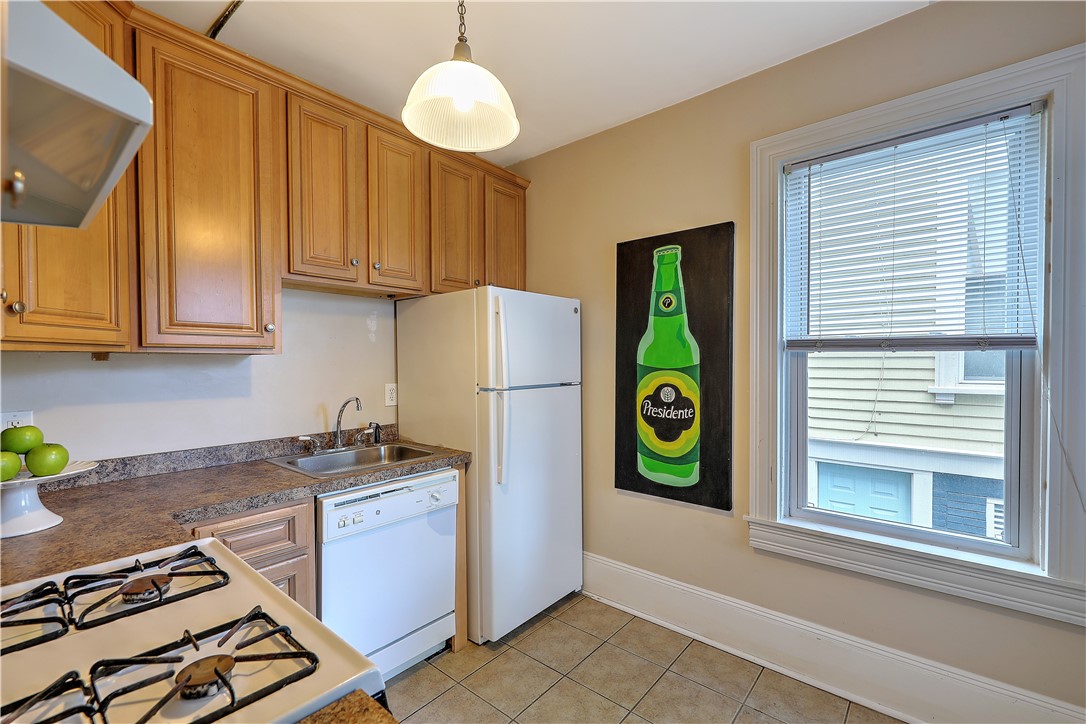 186 Camp Street 2