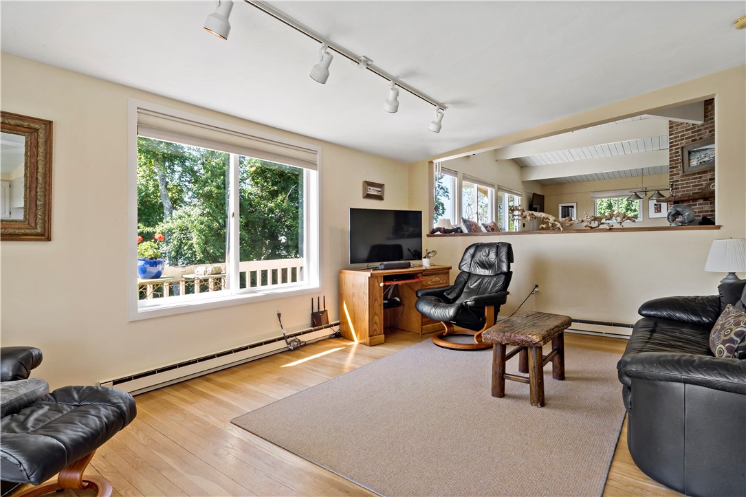 20 Bedford Circle