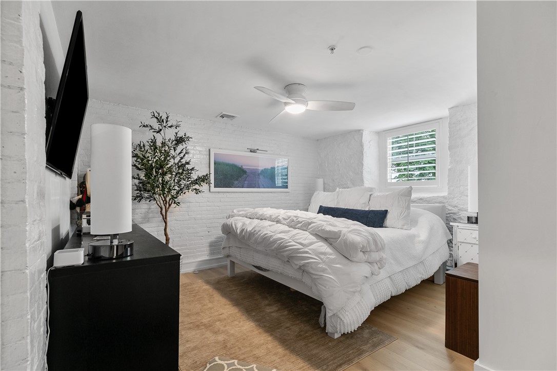 426 Spring Street B101