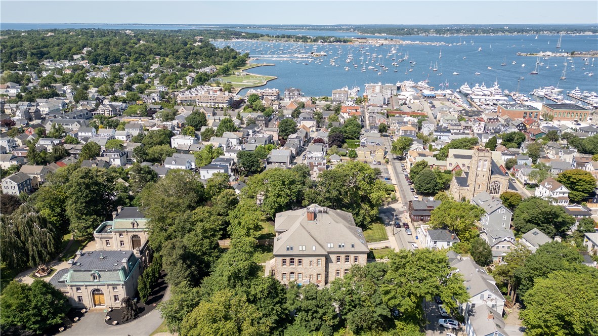 426 Spring Street B101