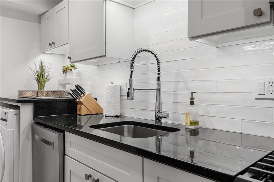 426 Spring Street B101