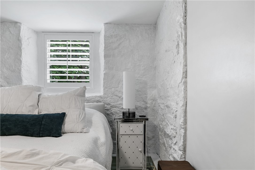 426 Spring Street B101