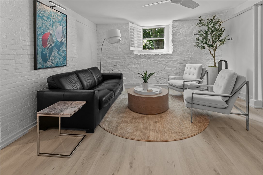 426 Spring Street B101