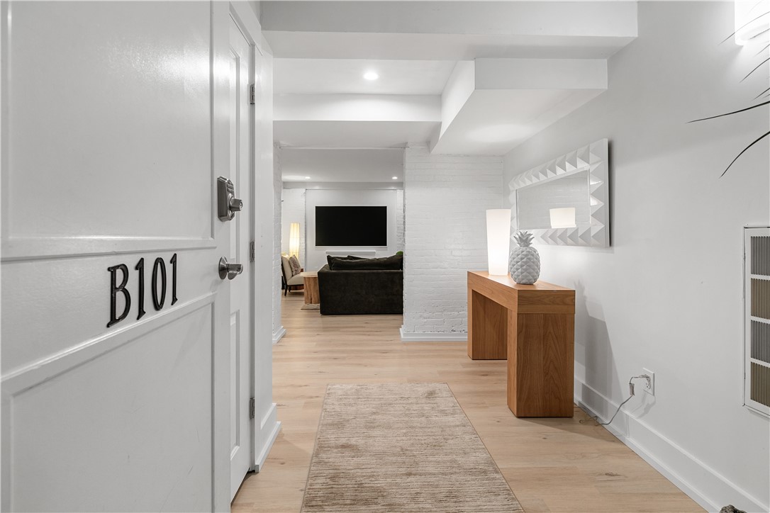 426 Spring Street B101