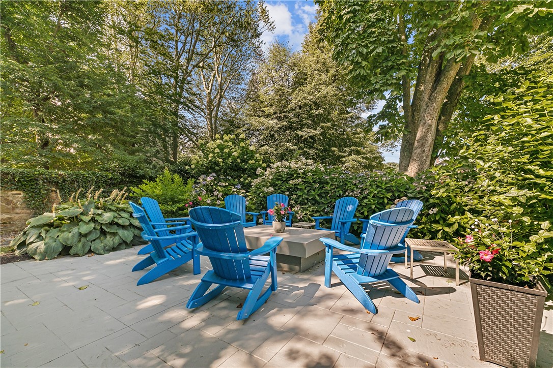 426 Spring Street B101