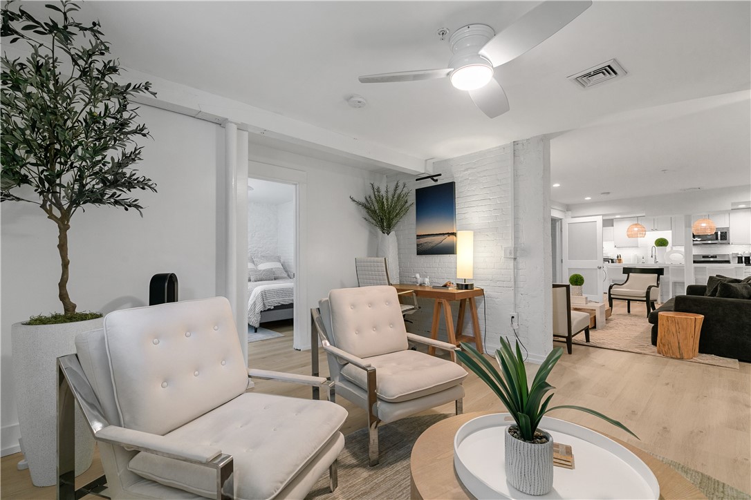 426 Spring Street B101