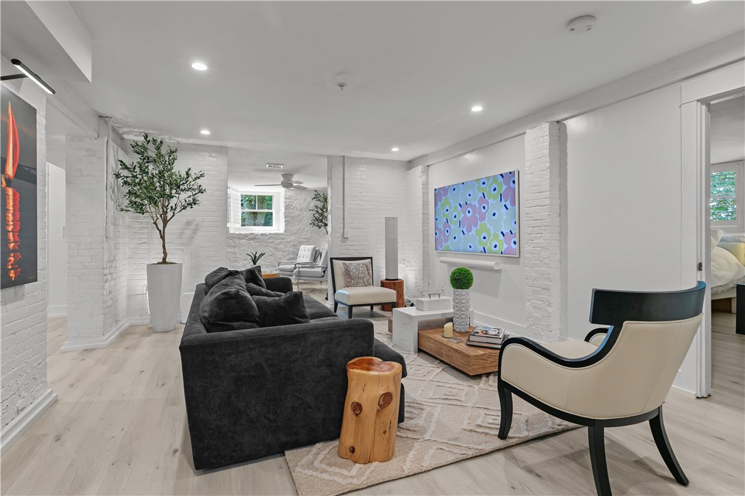 426 Spring Street B101