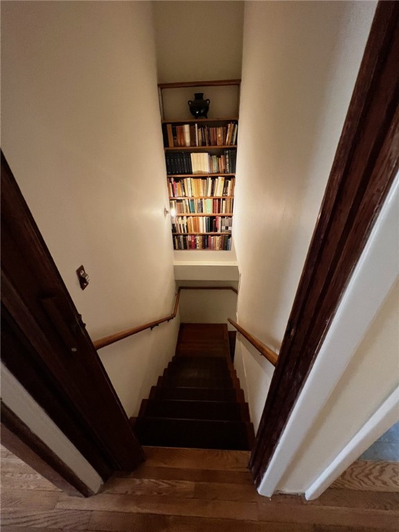 16 Spring Hill Road