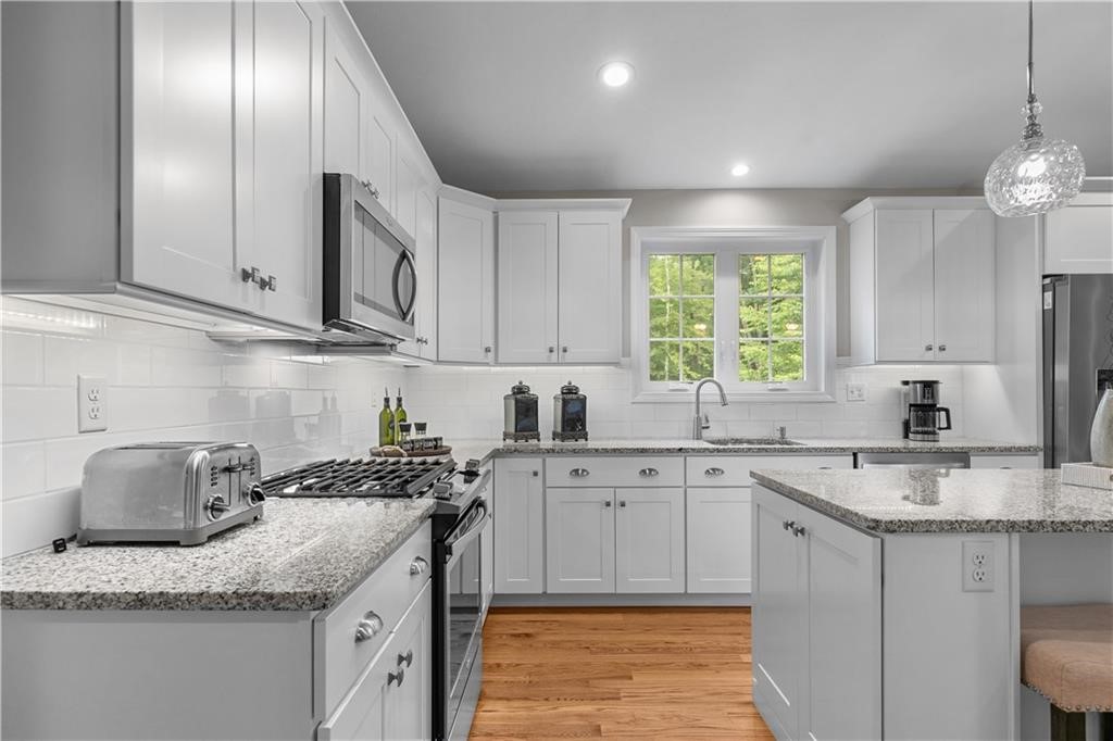 11 Carriage Hill Road