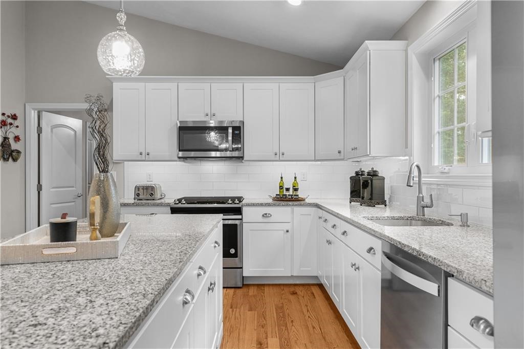 11 Carriage Hill Road