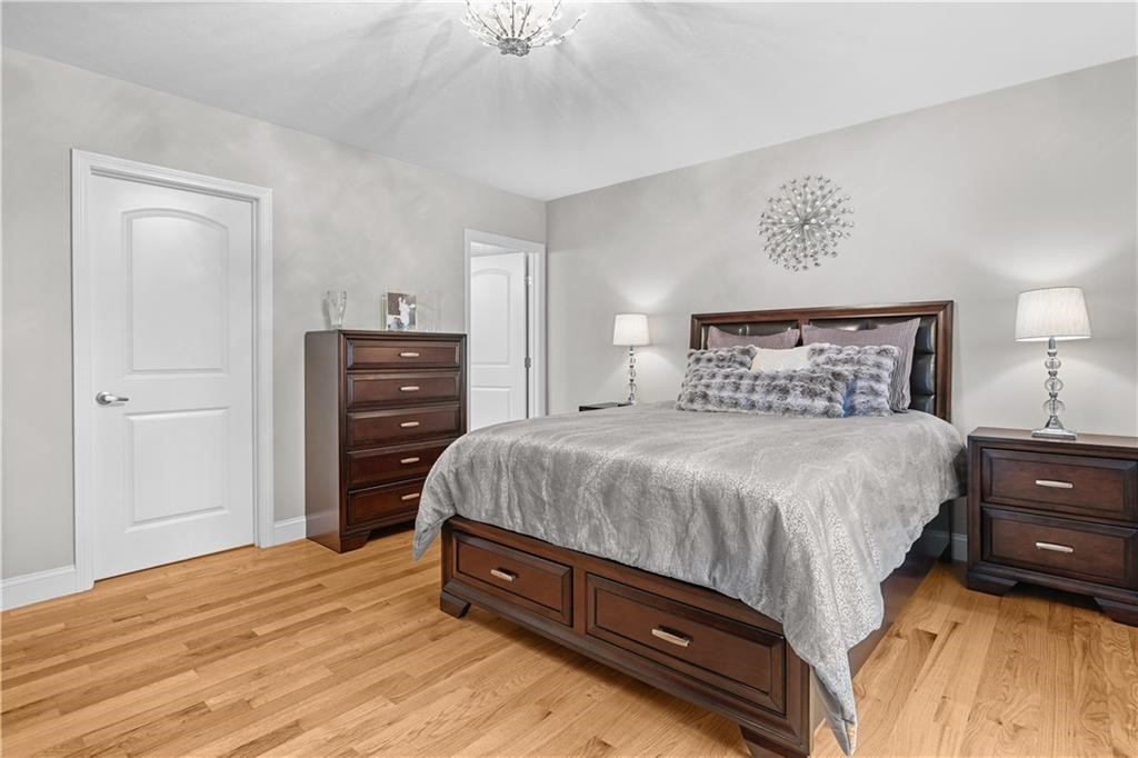 11 Carriage Hill Road