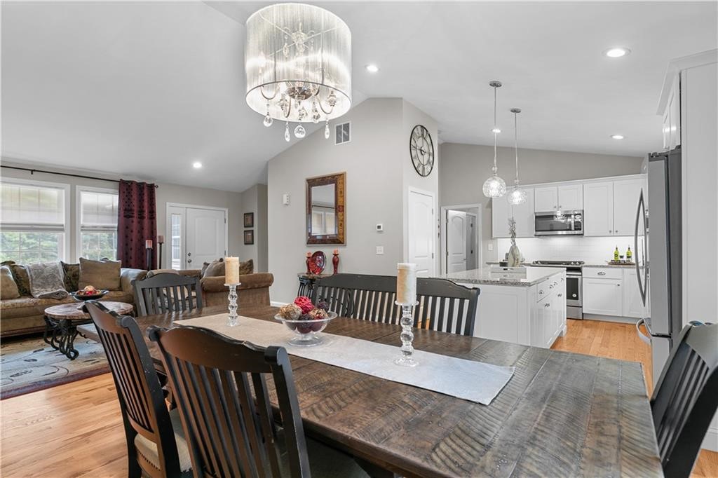 11 Carriage Hill Road