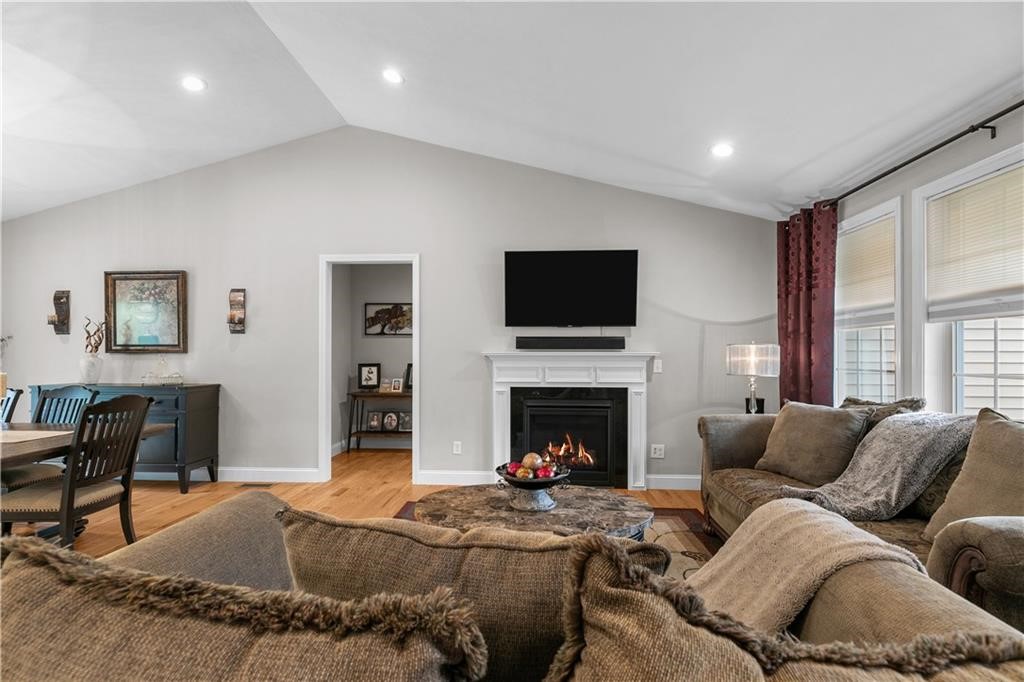 11 Carriage Hill Road