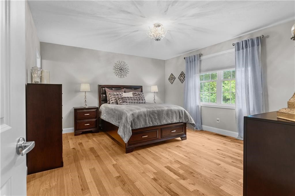 11 Carriage Hill Road