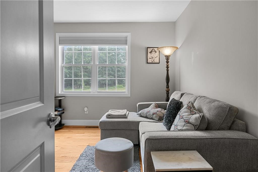 11 Carriage Hill Road