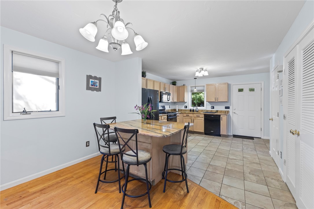 165 Holland Street 22