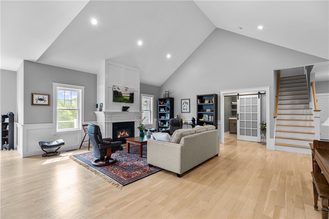 1246 Main Road