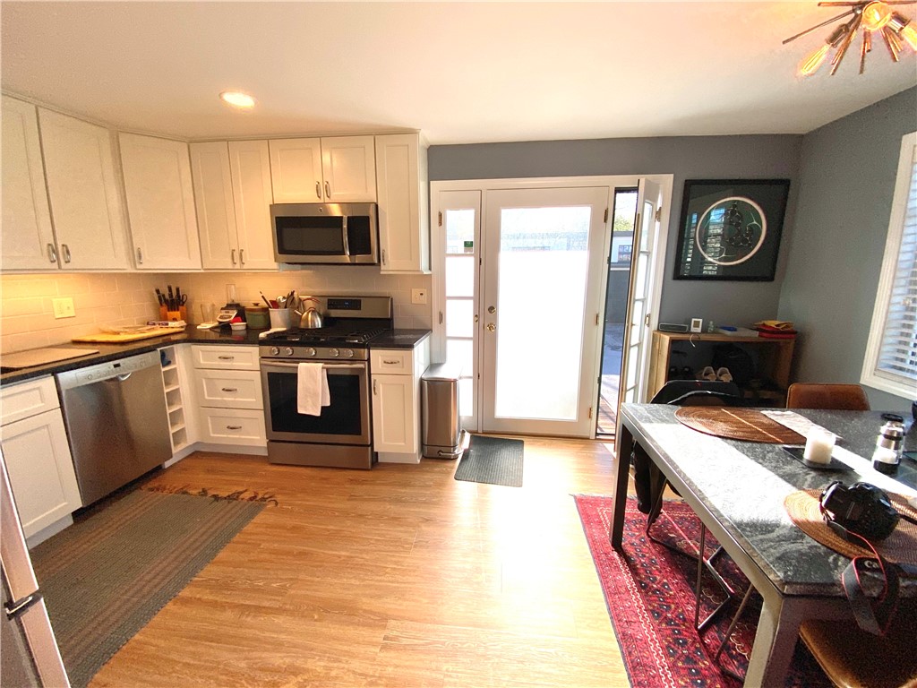 87 Roseneath Avenue B