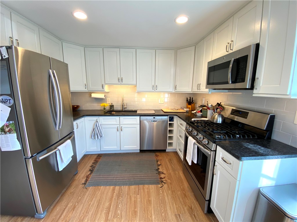 87 Roseneath Avenue B