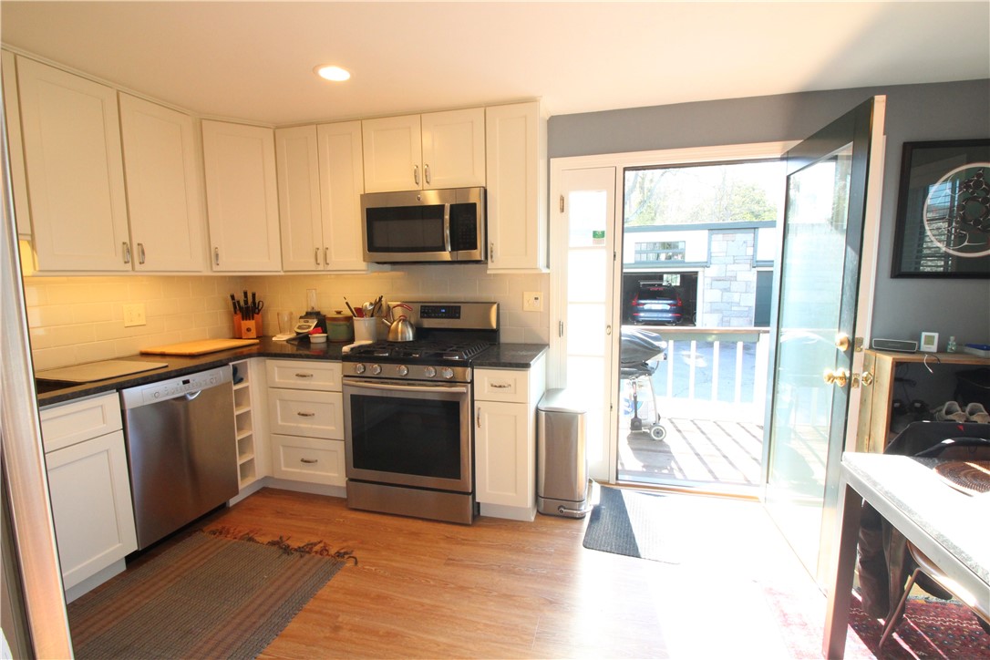 87 Roseneath Avenue B