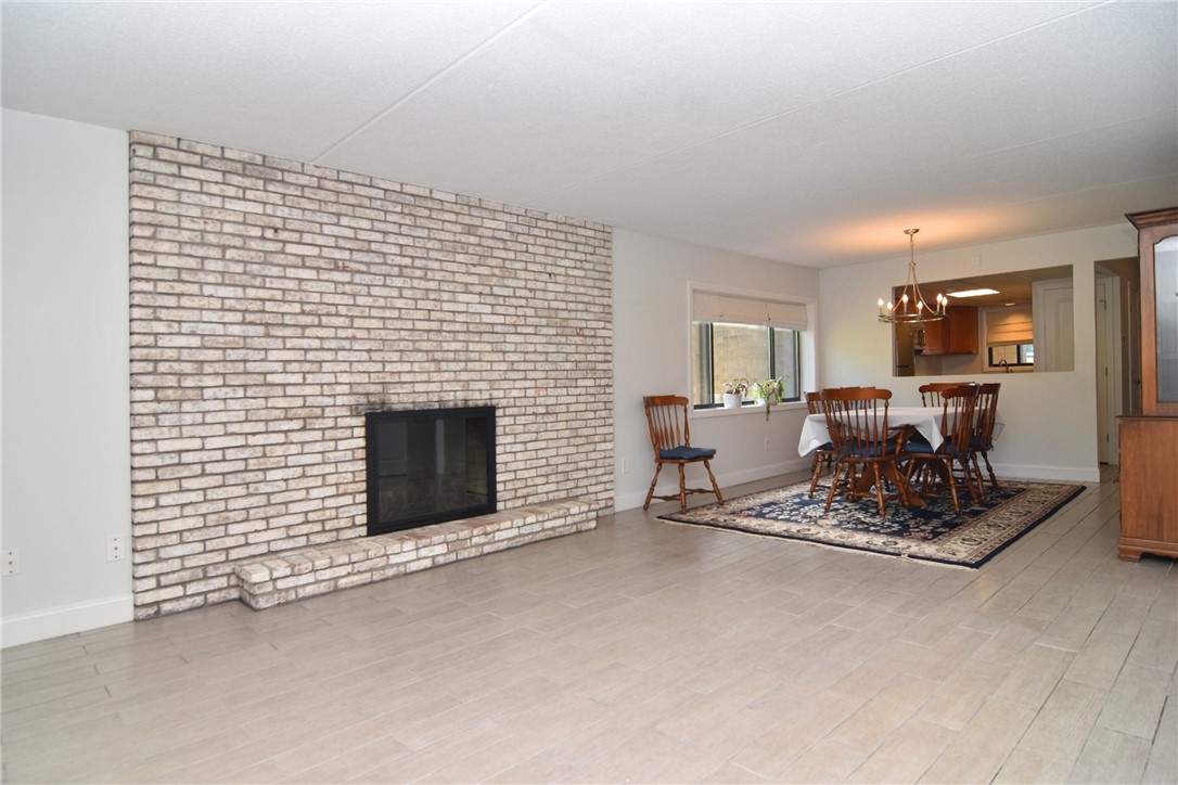 650 East Greenwich Avenue 2-111