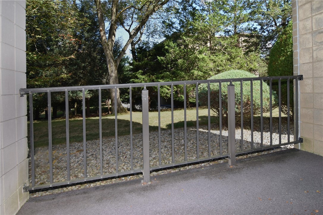 650 East Greenwich Avenue 2-111