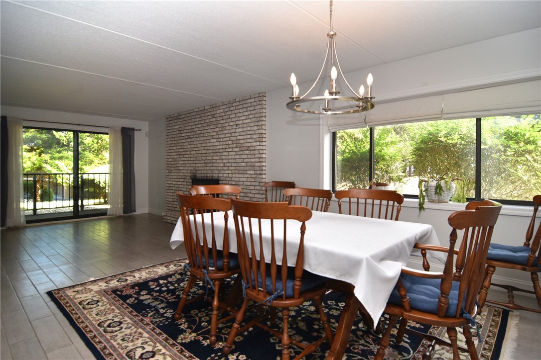 650 East Greenwich Avenue 2-111