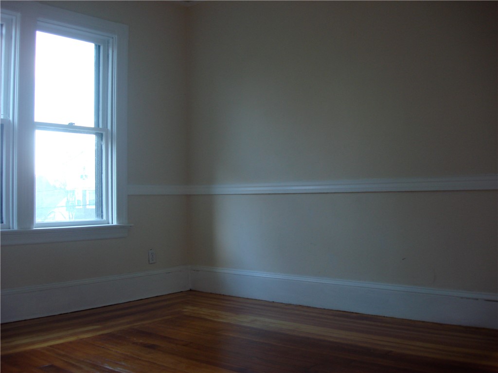 121 Rutherglen Avenue