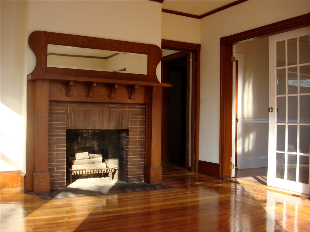 121 Rutherglen Avenue