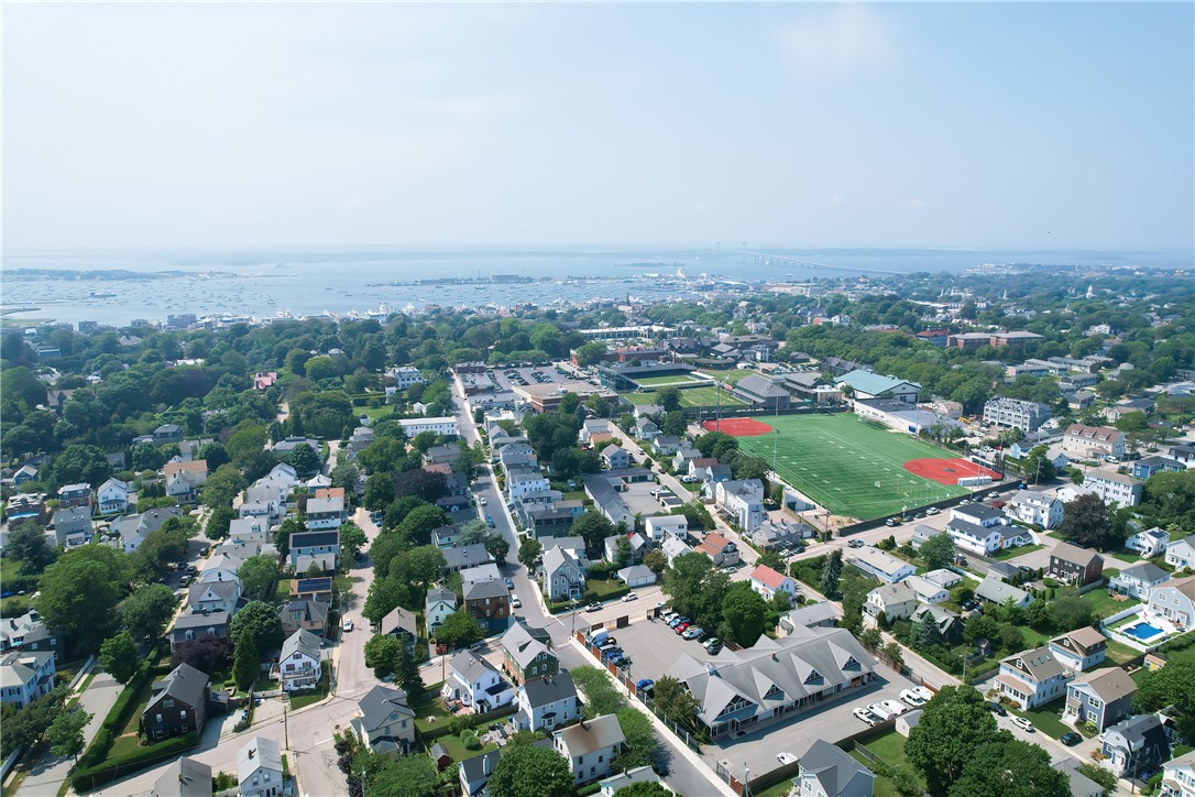 33 Middleton Avenue 2