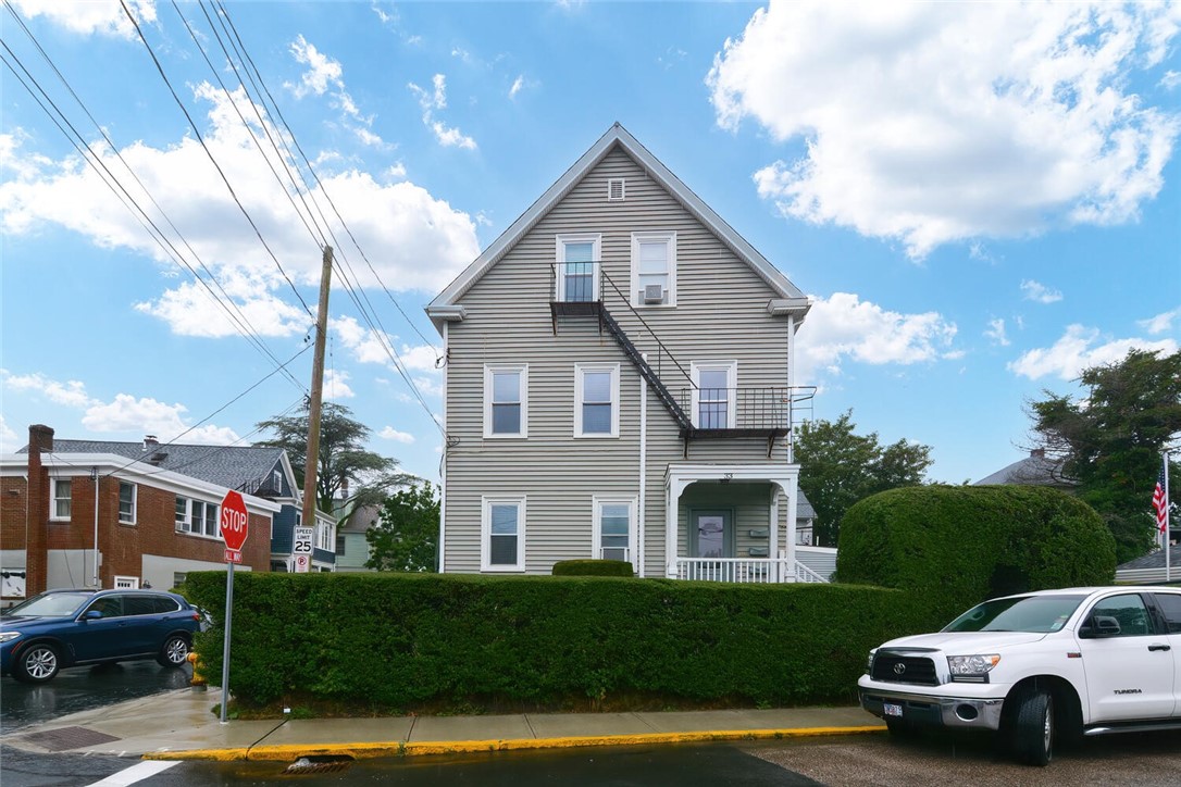 33 Middleton Avenue 2