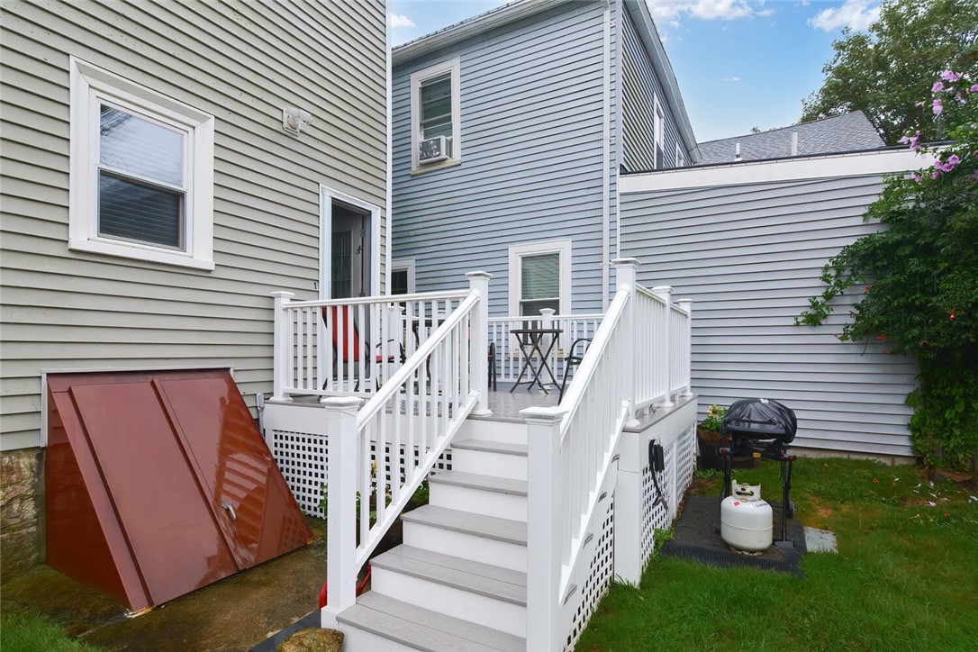 33 Middleton Avenue 2