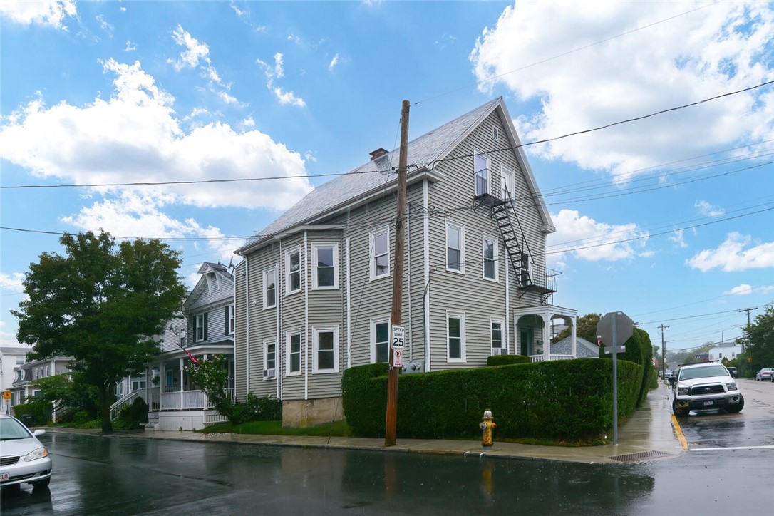 33 Middleton Avenue 2