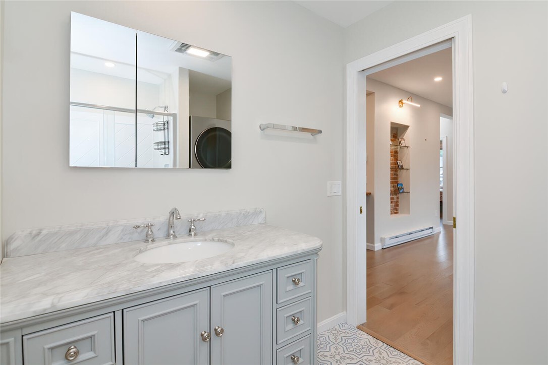 33 Middleton Avenue 2