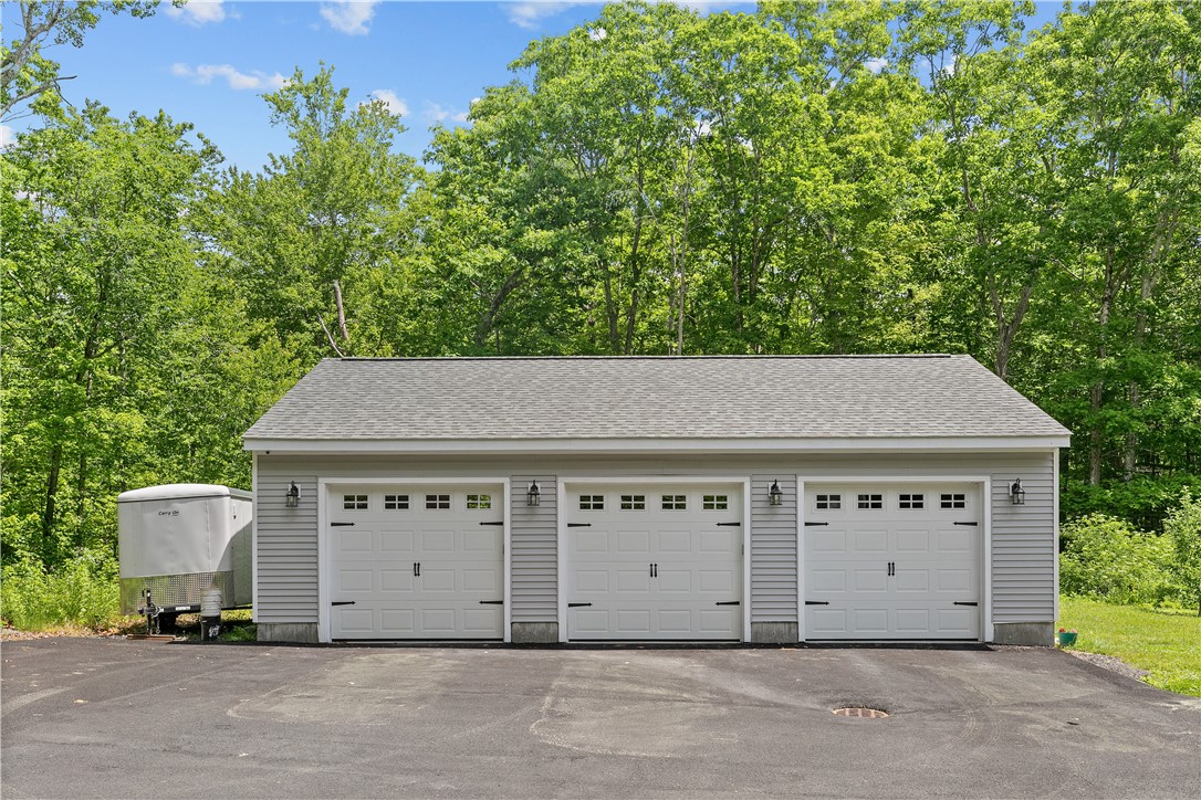 63 Arrowhead Lane
