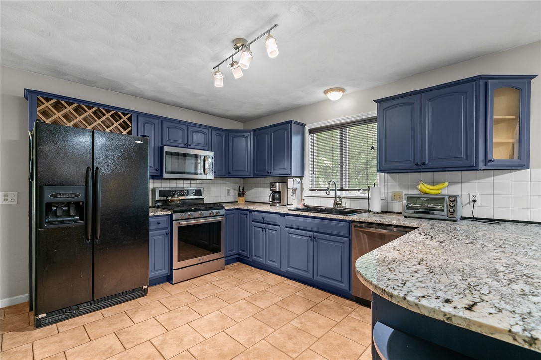 63 Arrowhead Lane