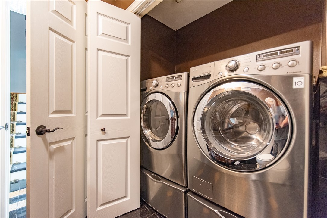 15 Stonebridge Court