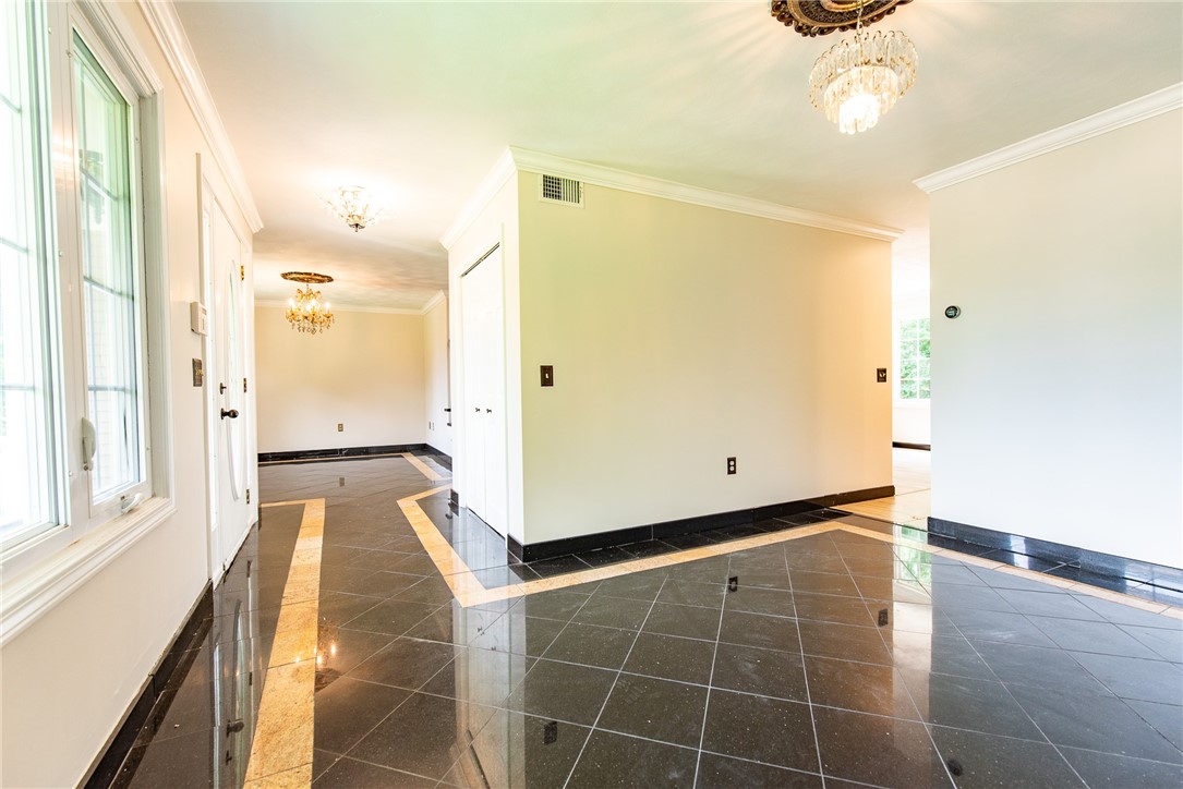 15 Stonebridge Court