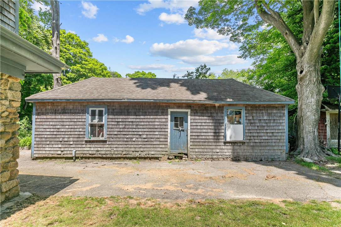 29 Willard Avenue